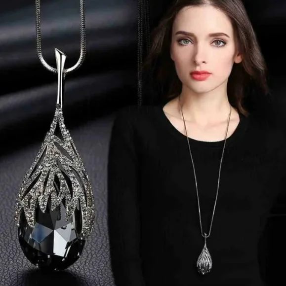 Water Drop Gem Necklace - Picture 2 of 3